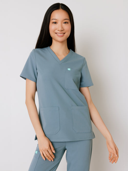 CHLOE RE-GARDE™ - OCEAN GREY - Three Pockets Scrub Top - SILVADUR™