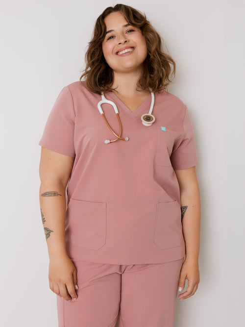 CHLOE RE-GARDE™ - BLUSH - Three Pockets Scrub Top - SILVADUR™