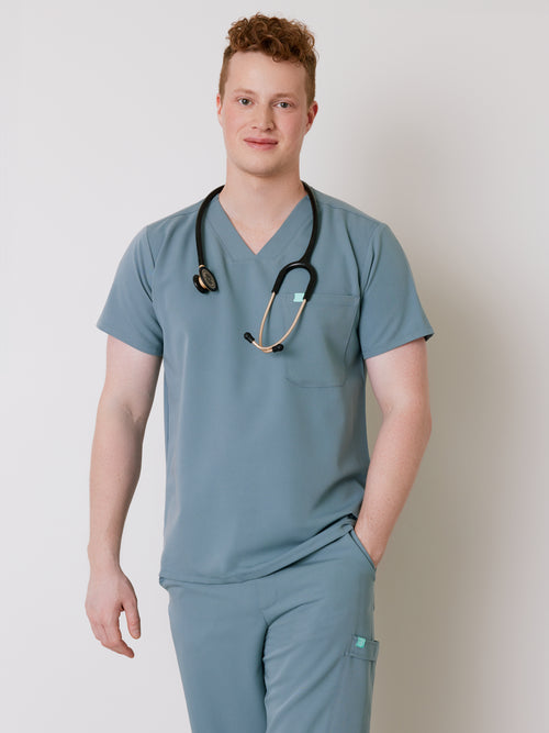 LOGAN RE-GARDE™ - OCEAN GREY - One Pocket Men's Scrub Top - SILVADUR™