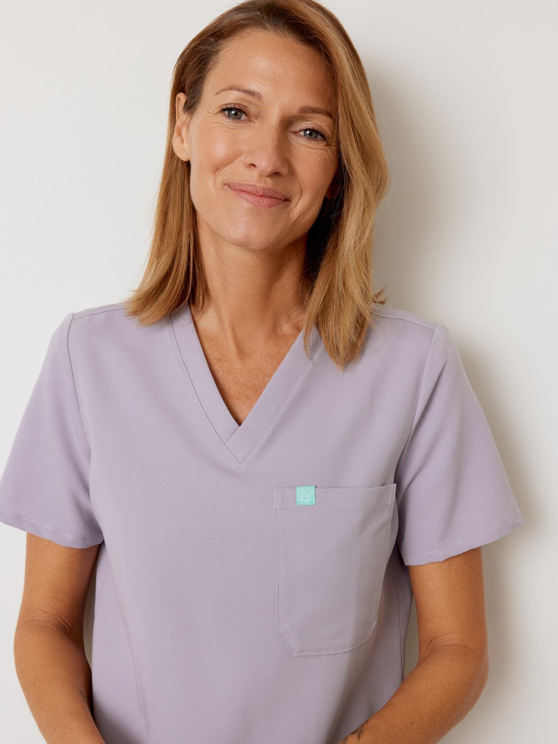 GABRIELLE RE-GARDE™ - PEARL - One Pocket Scrub Top - SILVADUR™ - Final Sale