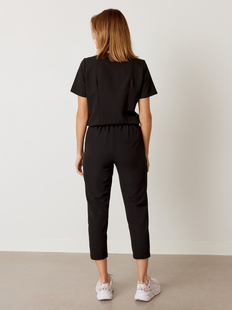 EVA RE-GARDE™ - BLACK - 7/8 Scrub Pants