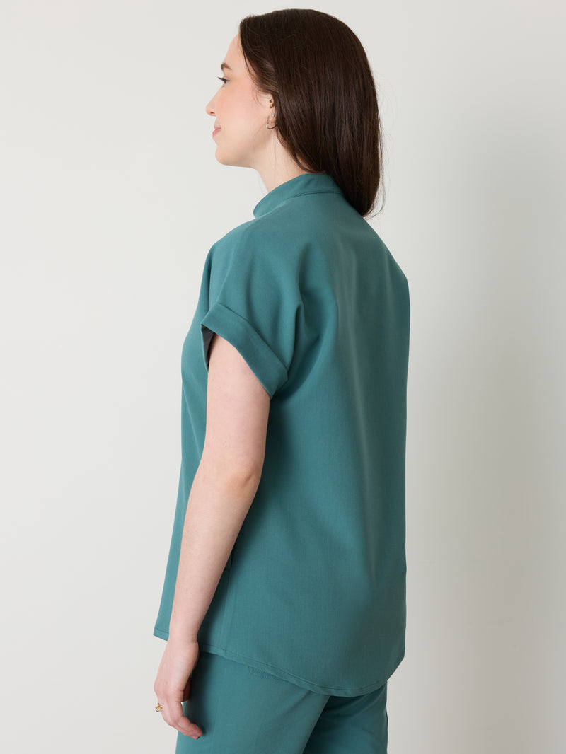 CHARLIE RE-GARDE™ - AZUL LAGUNA - Blusa médica con cuello mandarín - SILVADUR™