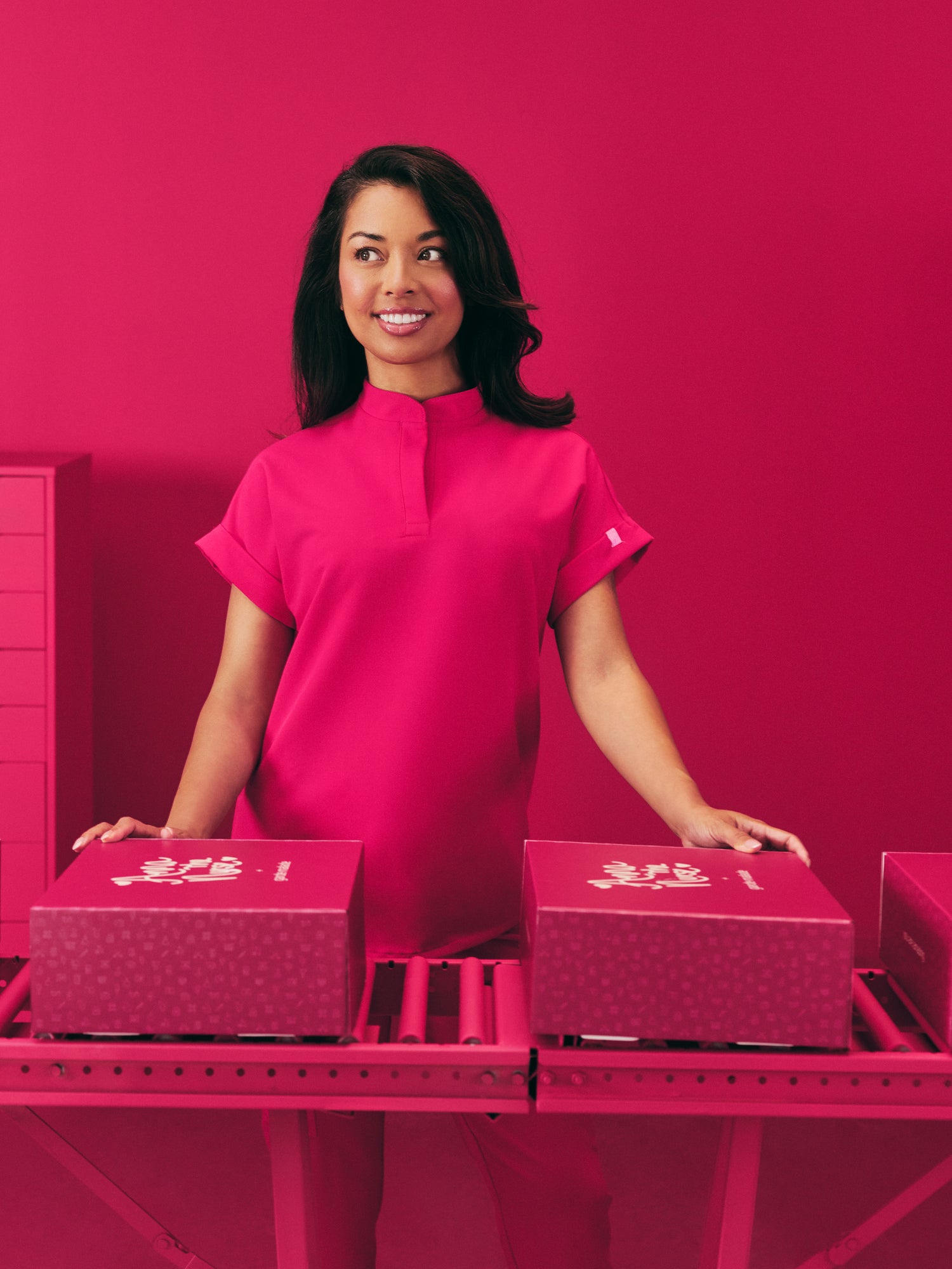 CHARLIE RE-GARDE™ - VIBRANT FUCHSIA - Mandarine Collar Scrub Top - SILVADUR™