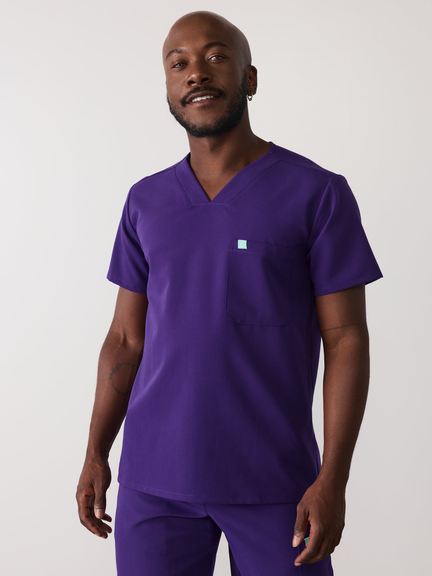 LOGAN RE-GARDE™ - MIDNIGHT VELVET - One Pocket Men's Scrub Top - SILVADUR™ - Final Sale