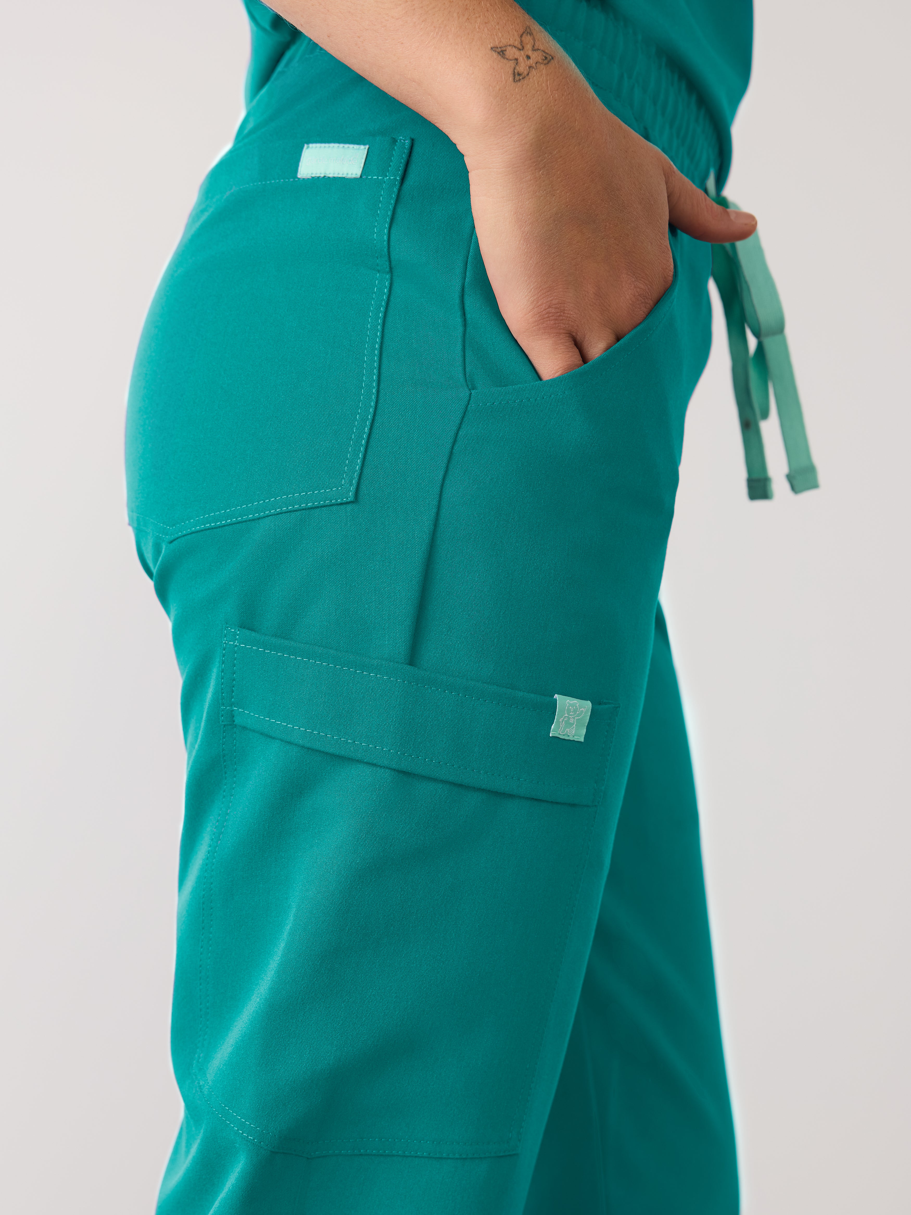 JULIETA RE-GARDE™ - ARCTIC MINT - Straight Cut Scrub Pants - SILVADUR™