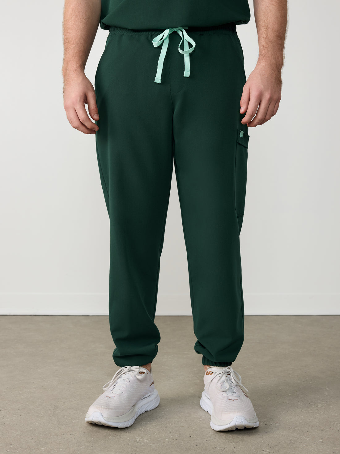 WILLIAM RE-GARDE™ - FOREST GREEN - Men's Jogger Pants - SILVADUR™