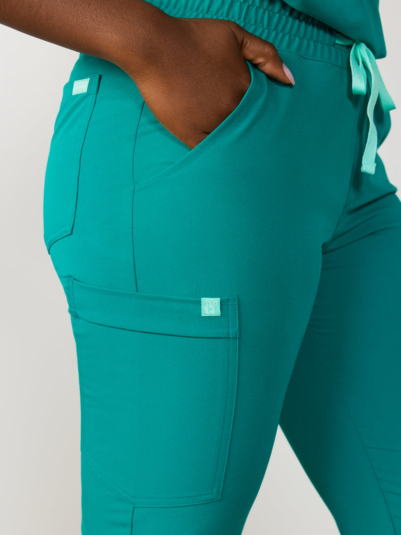 ROSIE RE-GARDE™ - ARCTIC MINT - Jogger Scrub Pants - SILVADUR™