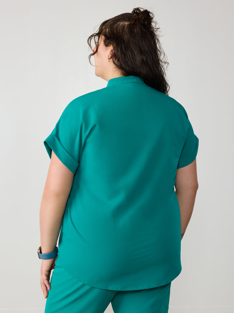 CHARLIE RE-GARDE™ - ARCTIC MINT - Mandarine Collar Scrub Top - SILVADUR™