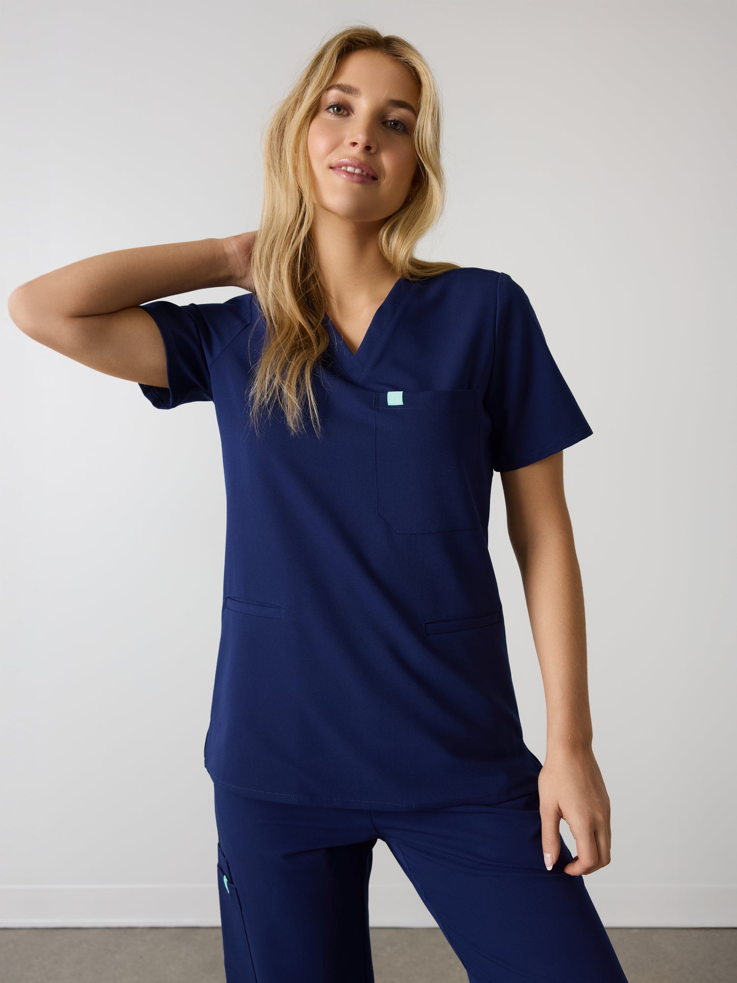 LIV RE-GARDE™ - MODERN NAVY - Three Pockets Scrub Top - SILVADUR™