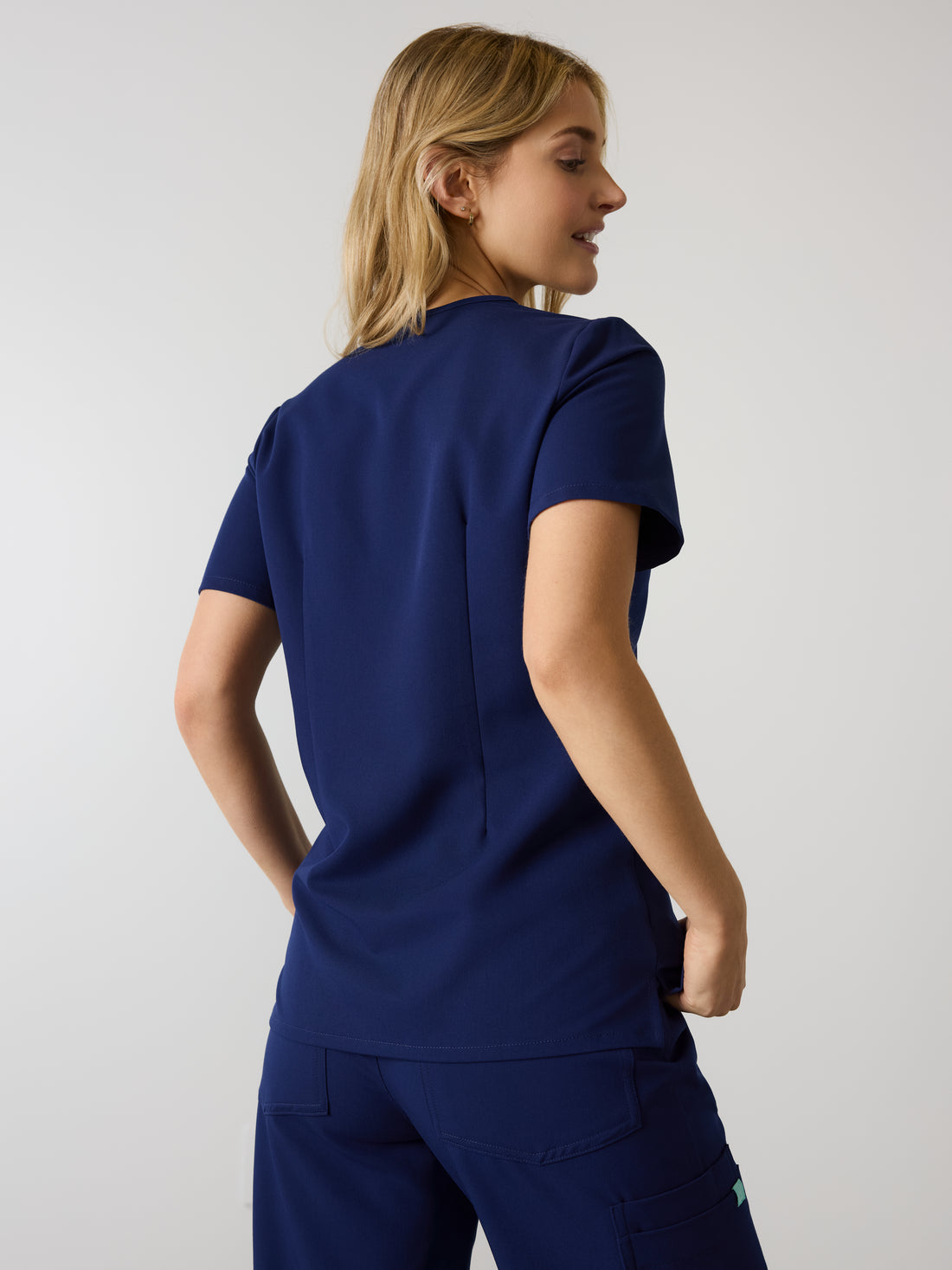 LIV RE-GARDE™ - MODERN NAVY - Three Pockets Scrub Top - SILVADUR™