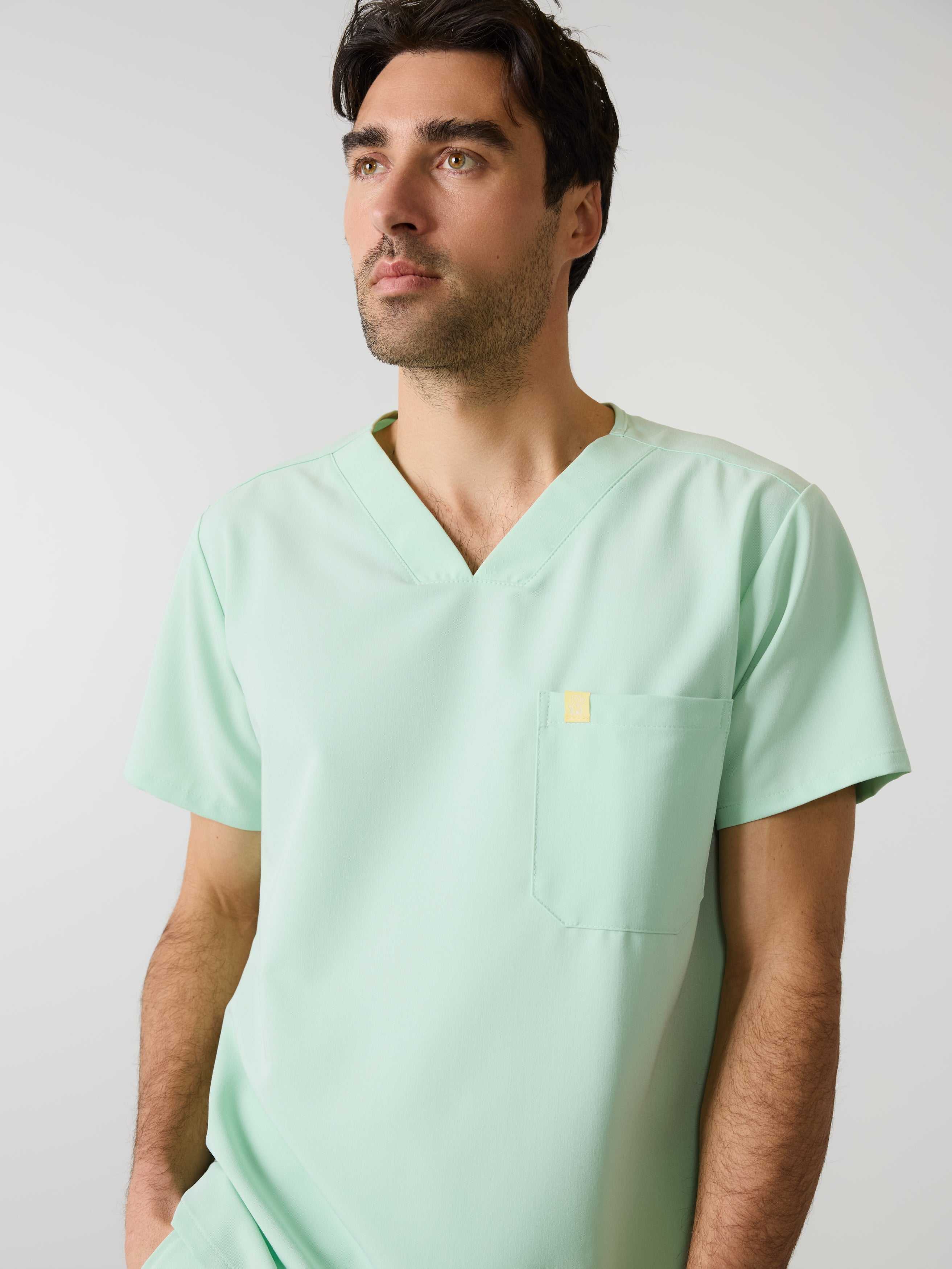 LOGAN RE-GARDE™ - MISTY MINT - One Pocket Men's Scrub Top - SILVADUR™