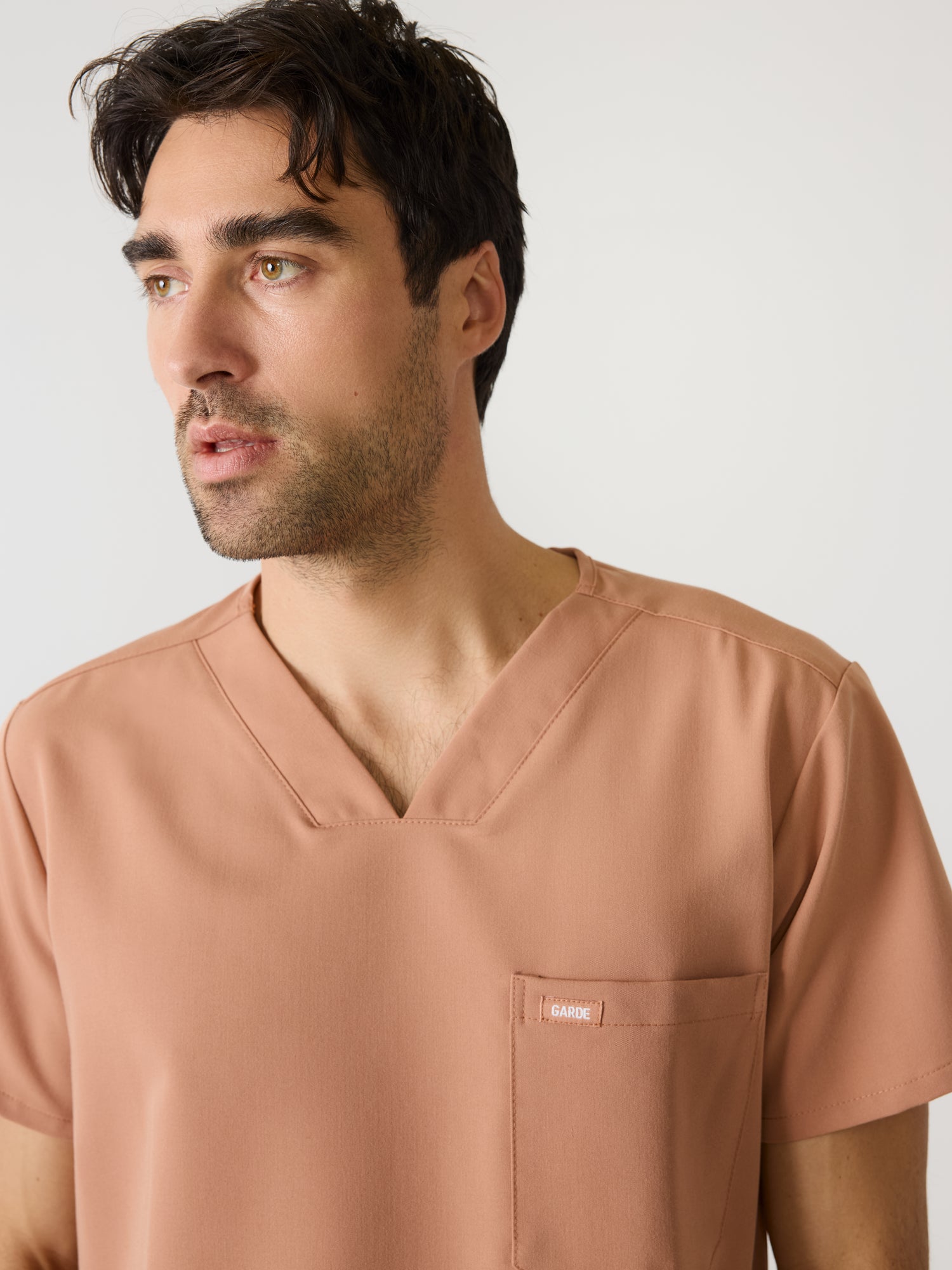LOGAN RE-GARDE™ - MOCHA - One Pocket Men's Scrub Top - SILVADUR™