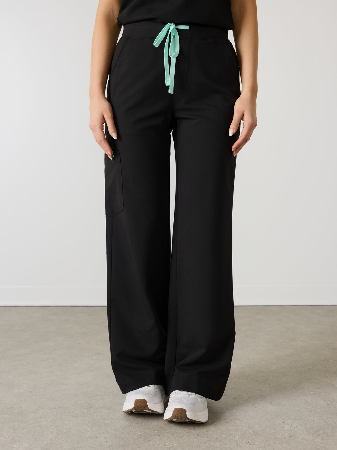 MILA RE-GARDE™ - BLACK - Wide Leg Scrub Pants - SILVADUR™