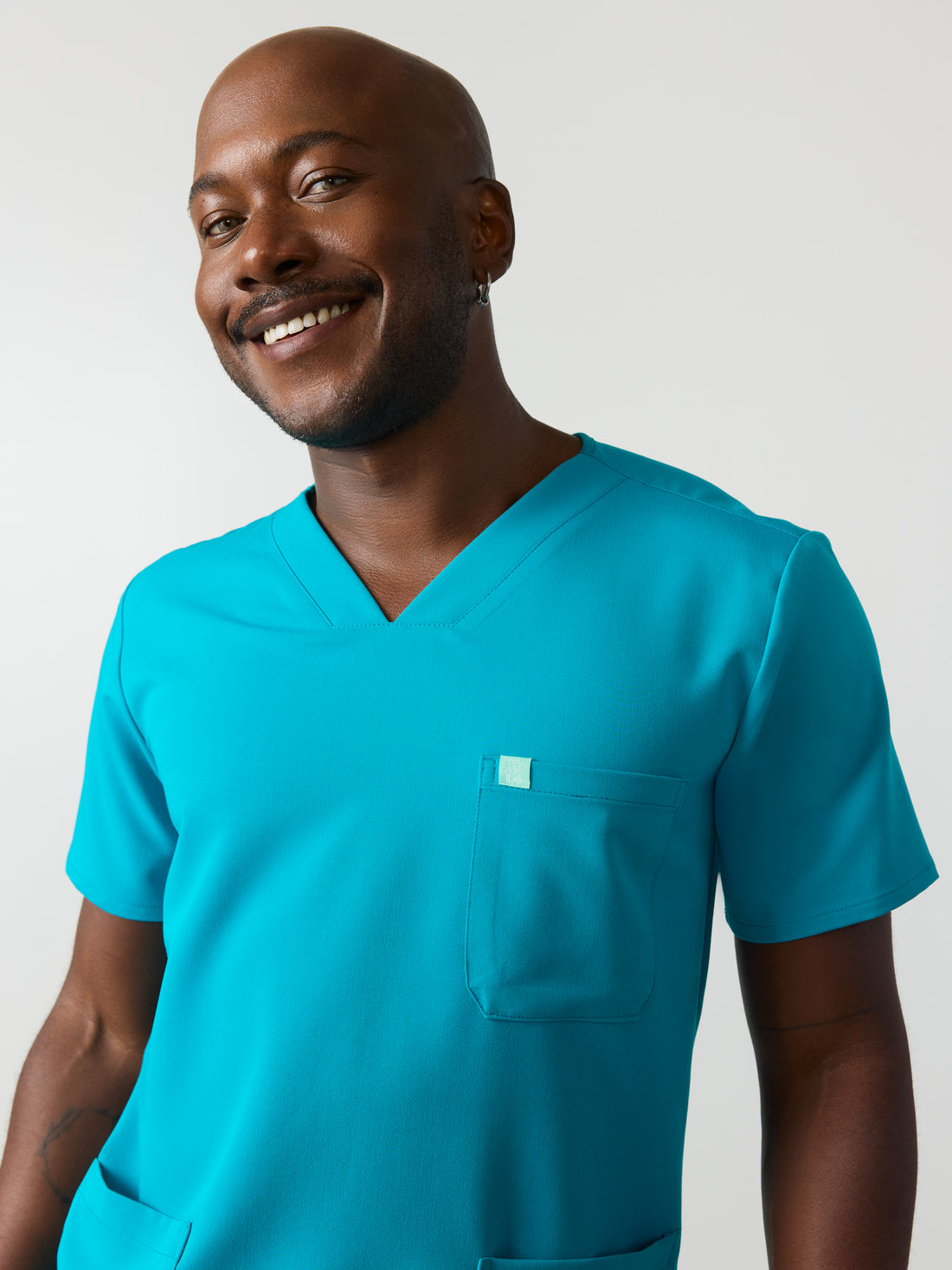 ZACK RE-GARDE™ - PARADISE BLUE - Three Pockets Men's Scrub Top - SILVADUR™