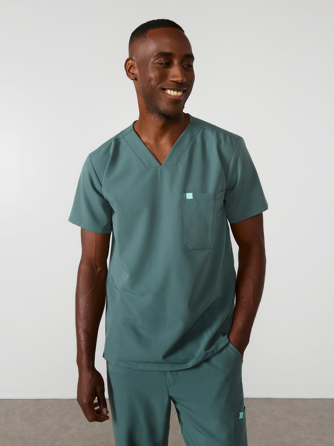 LOGAN RE-GARDE™ - BOREAL - One Pocket Men's Scrub Top - SILVADUR™