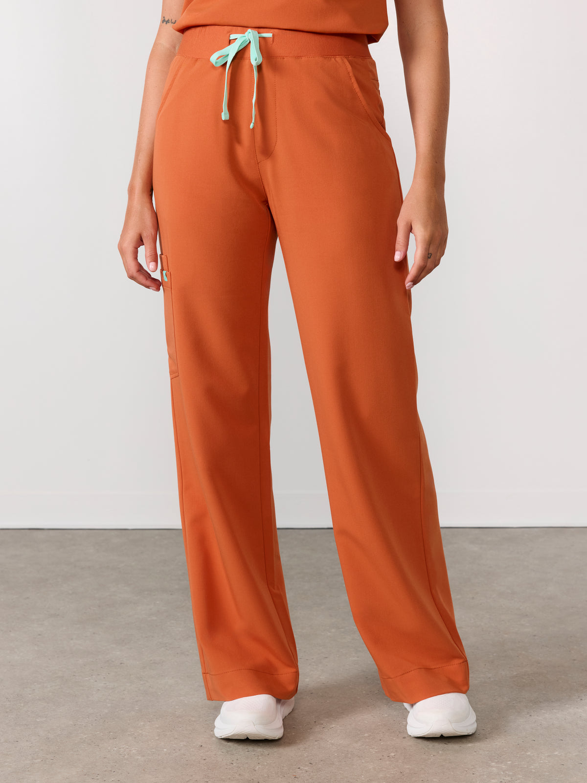 MILA RE-GARDE™ - CRÈME BRÛLÉE - Wide Leg Scrub Pants - SILVADUR™