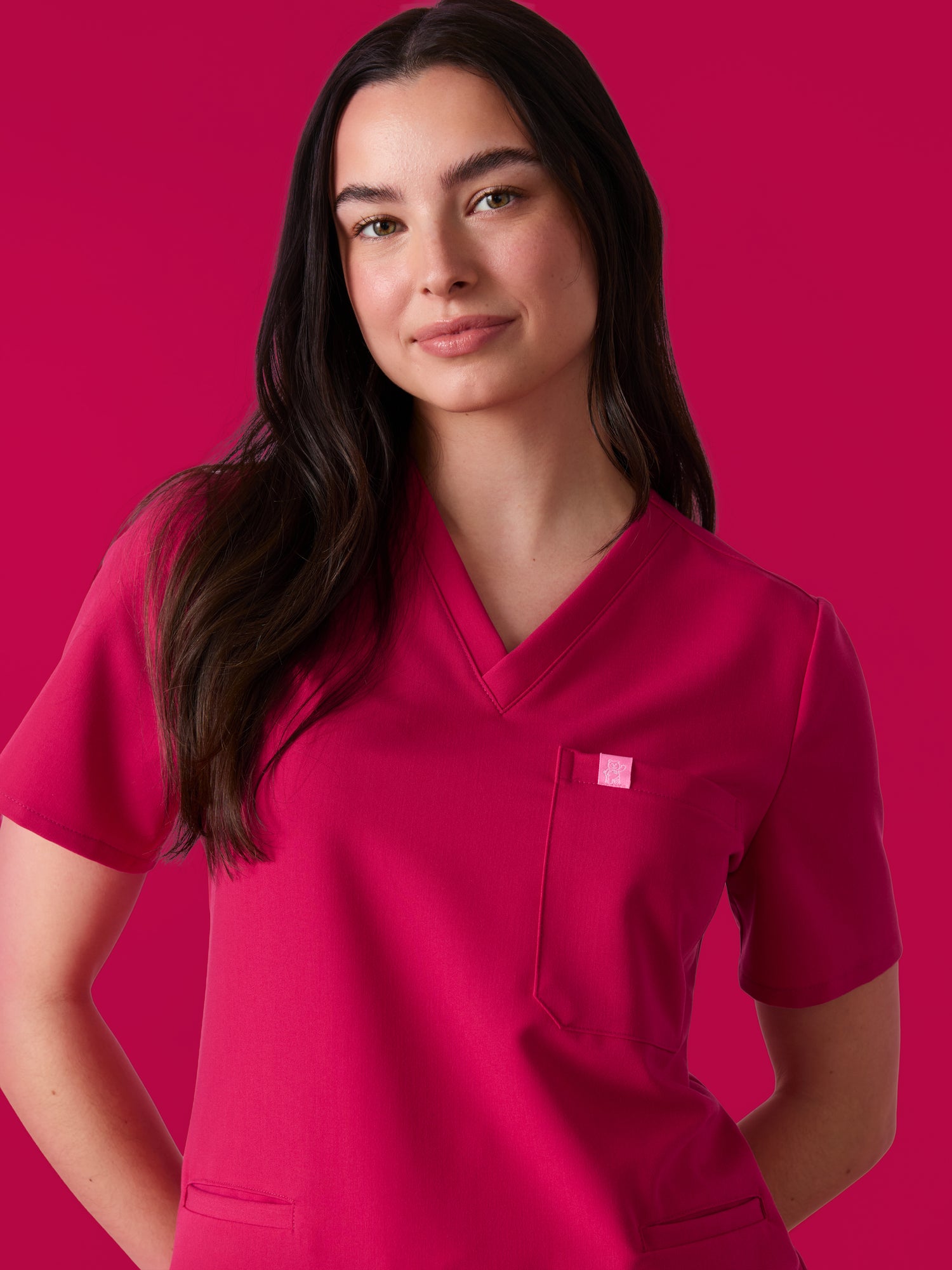 LIV RE-GARDE™ - VIBRANT FUCHSIA - Three Pockets Scrub Top - SILVADUR™