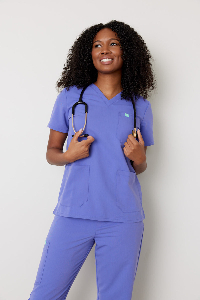 CHLOE RE-GARDE™ - IRIS - Three Pockets Scrub Top - SILVADUR™