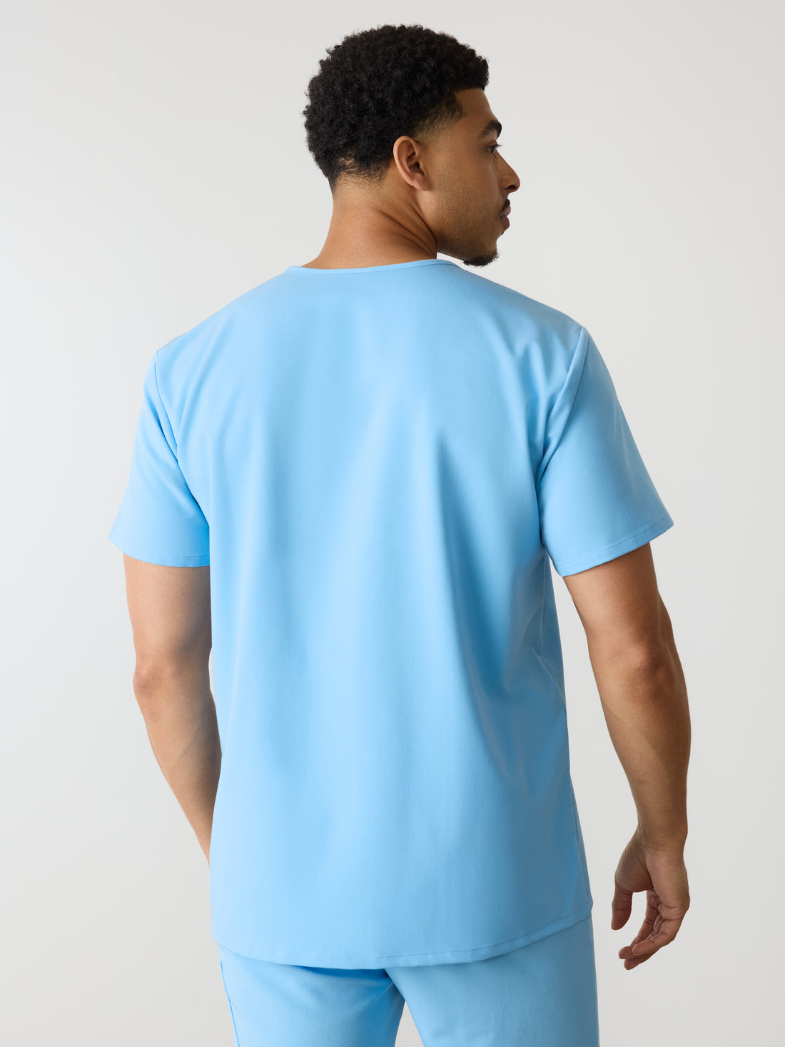 LOGAN RE-GARDE™ - CLASSIC BLUE - One Pocket Men's Scrub Top - SILVADUR™