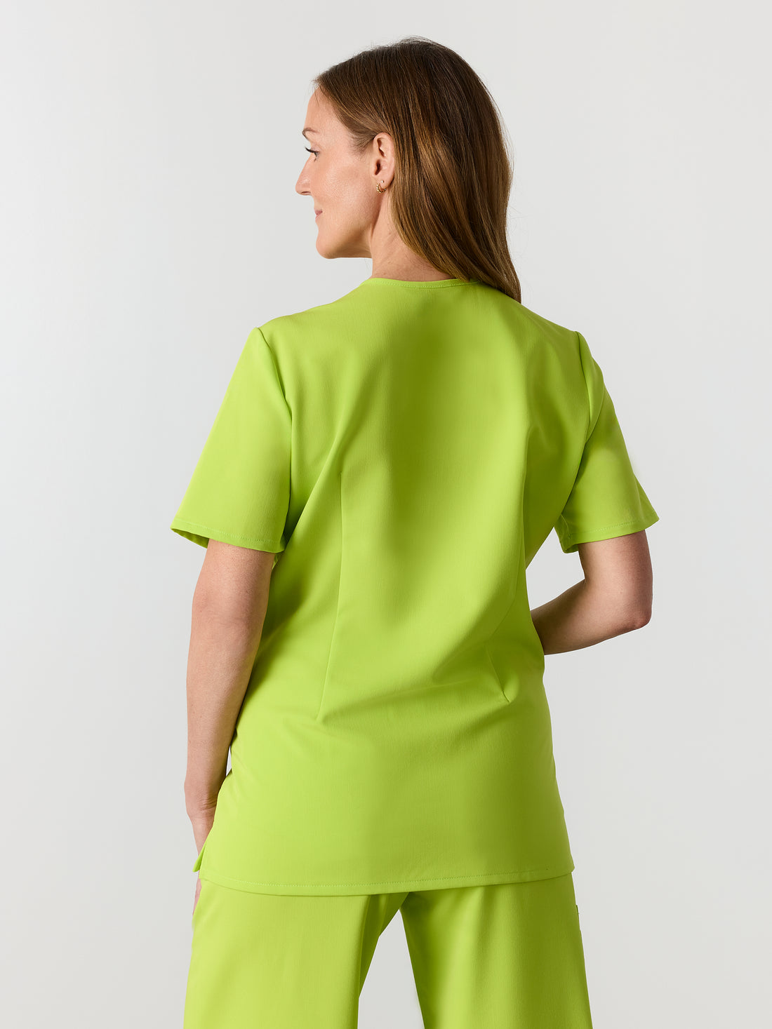 LIV RE-GARDE™ - LIME - Three Pockets Scrub Top - SILVADUR™