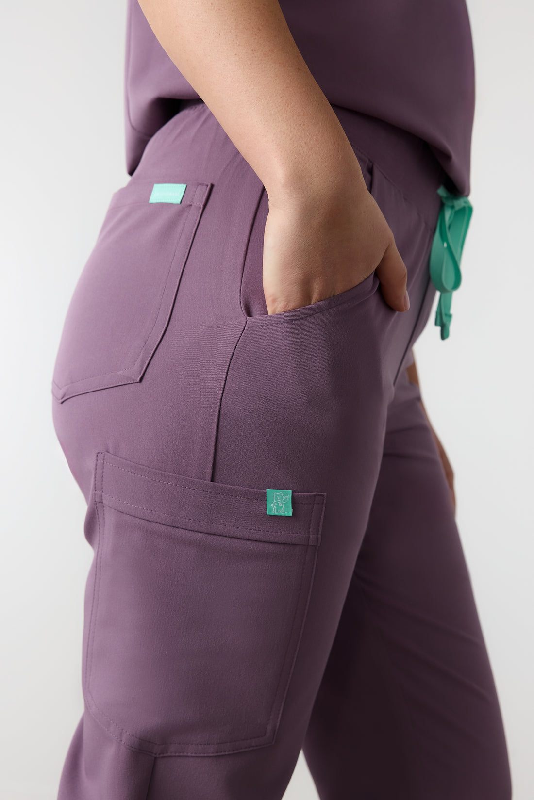 DEMI RE-GARDE™ - MORADO POLVOROSO - Pantalón médico jogger - VENTA FINAL