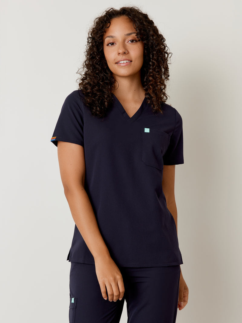 GABRIELLE RE-GARDE™ - RETRO NAVY - One Pocket Scrub Top