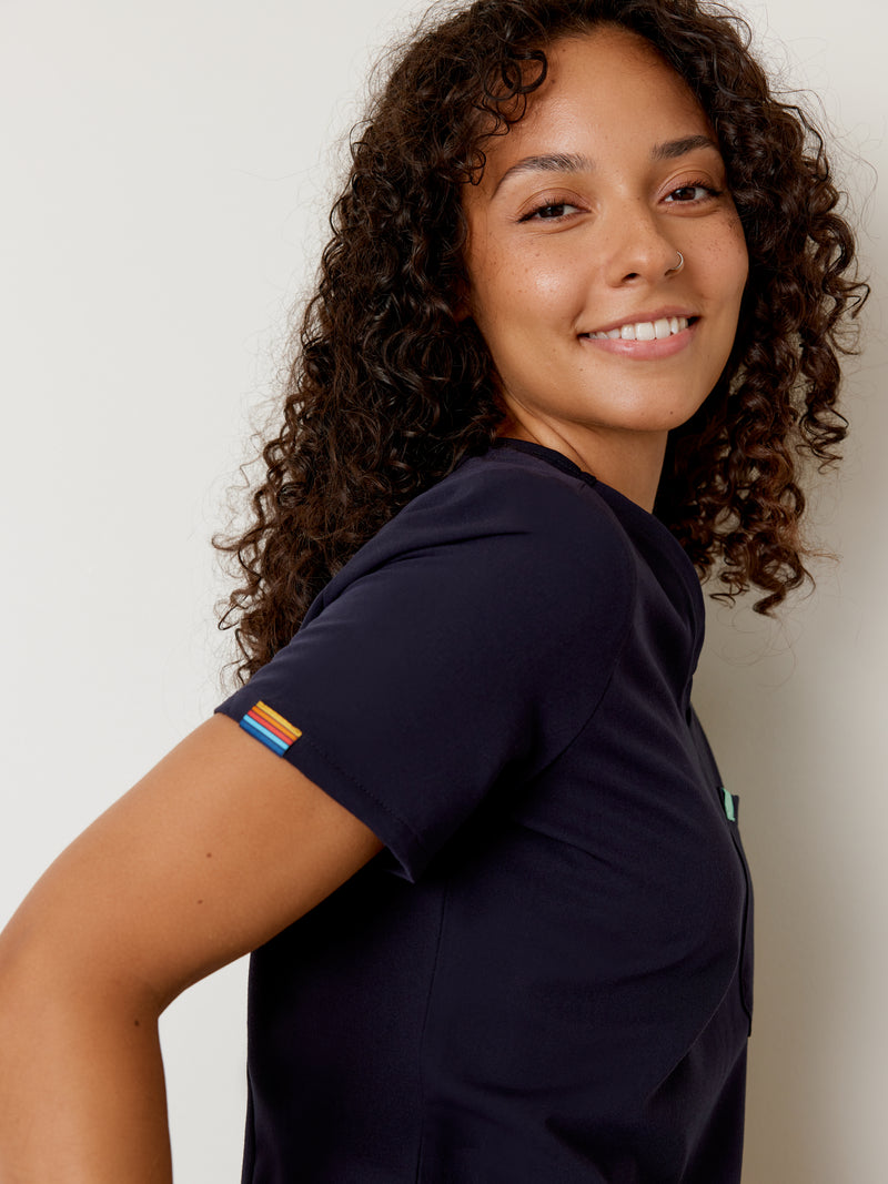 GABRIELLE RE-GARDE™ - RETRO NAVY - One Pocket Scrub Top