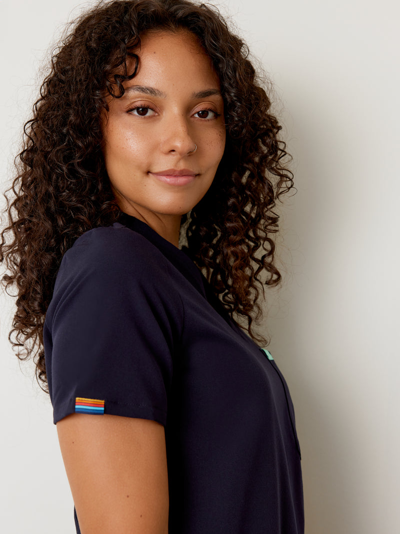 CHLOE RE-GARDE™ - RETRO NAVY - Three Pockets Scrub Top