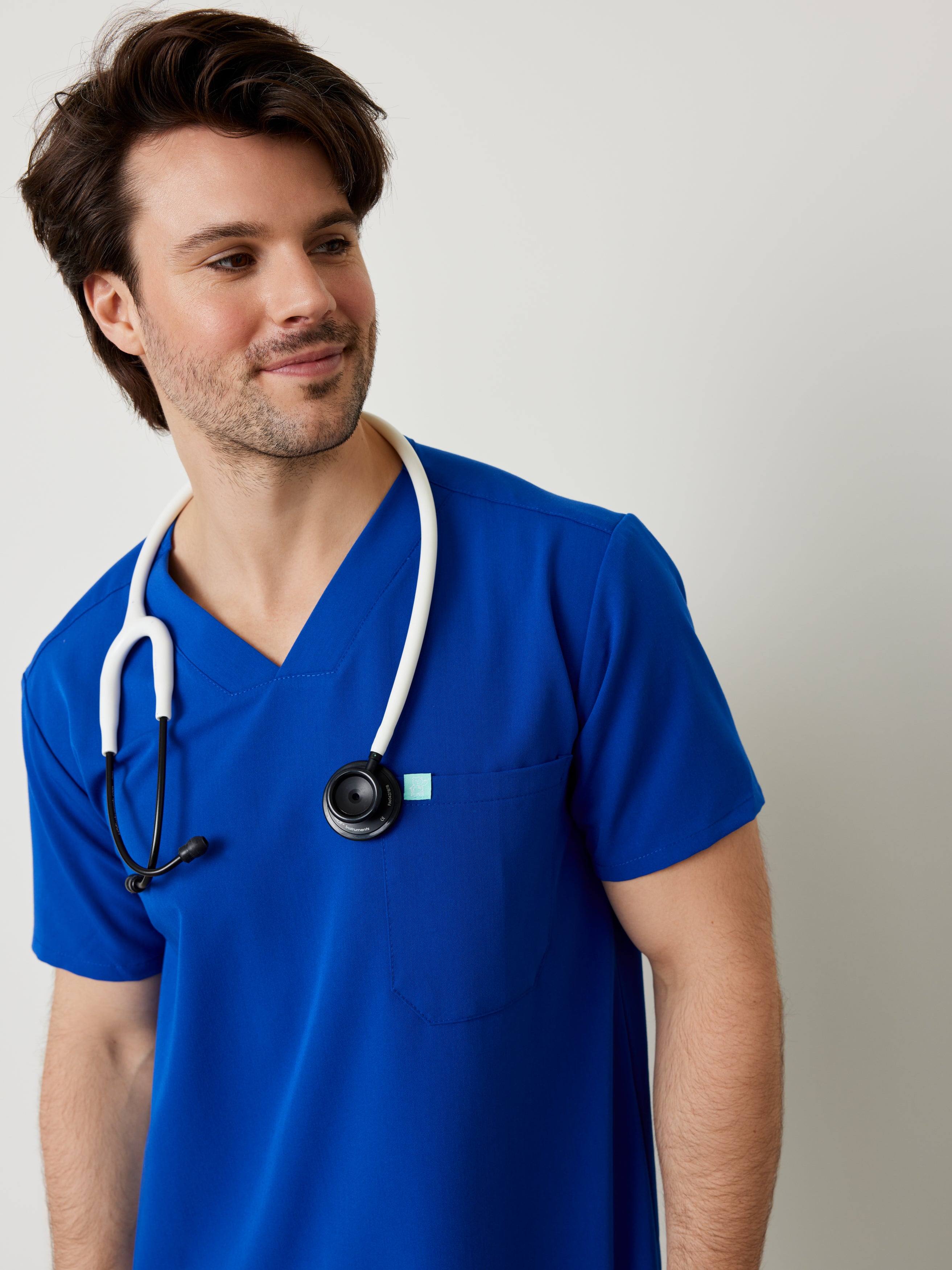 LOGAN RE-GARDE™ - ROYAL BLUE - One Pocket Men's Scrub Top - SILVADUR™