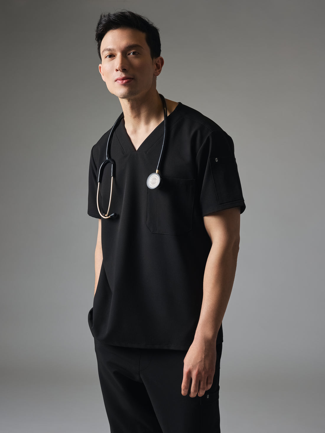 JOHN GARDE™ - BLACK - Six Pockets Men's Scrub Top - SILVADUR™