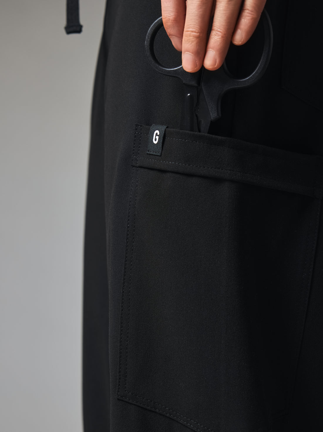 NATHAN GARDE™ - BLACK - Six Pockets Men's Jogger Pants - SILVADUR™