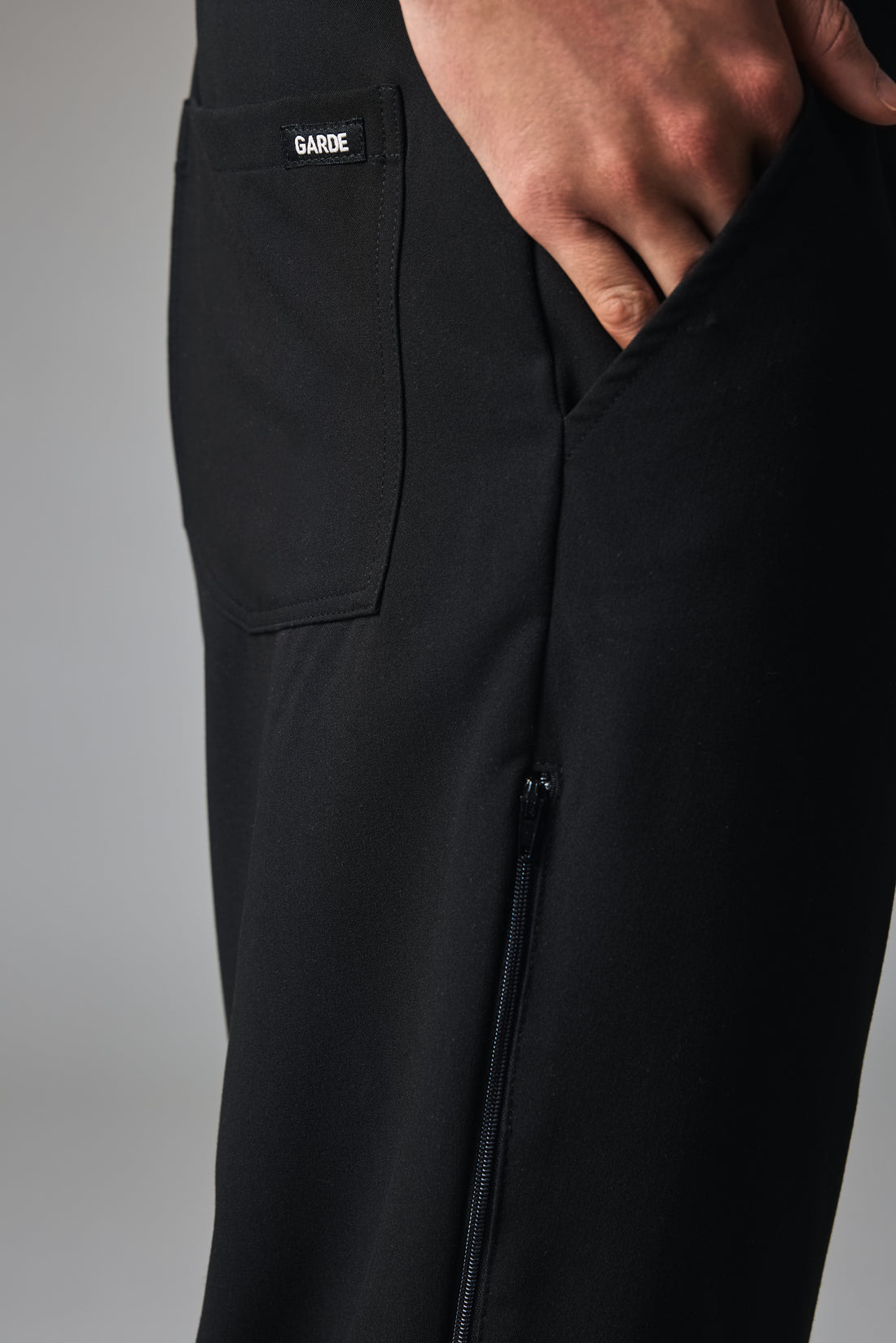 NATHAN GARDE™ - BLACK - Six Pockets Men's Jogger Pants - SILVADUR™