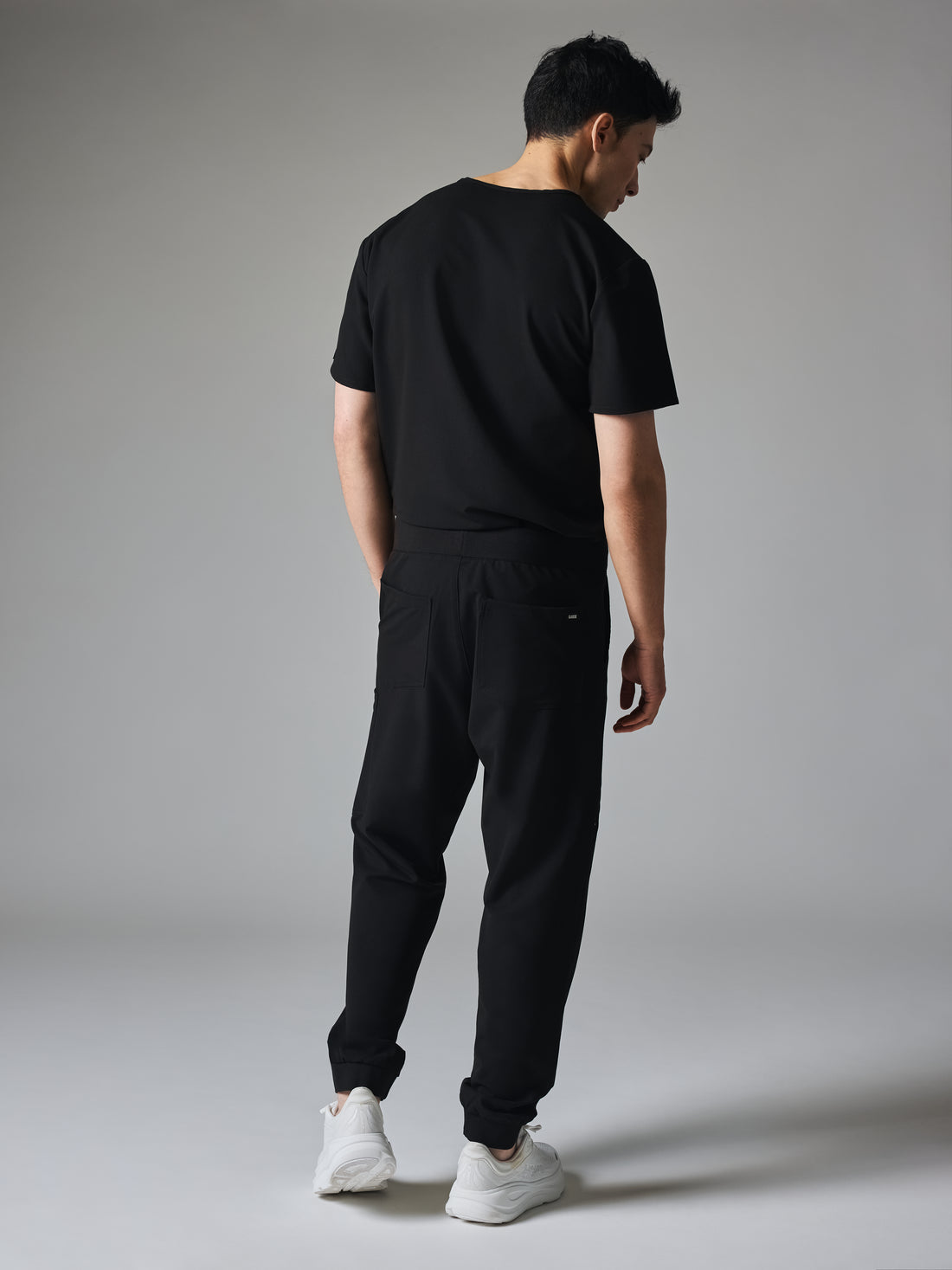 NATHAN GARDE™ - BLACK - Six Pockets Men's Jogger Pants - SILVADUR™