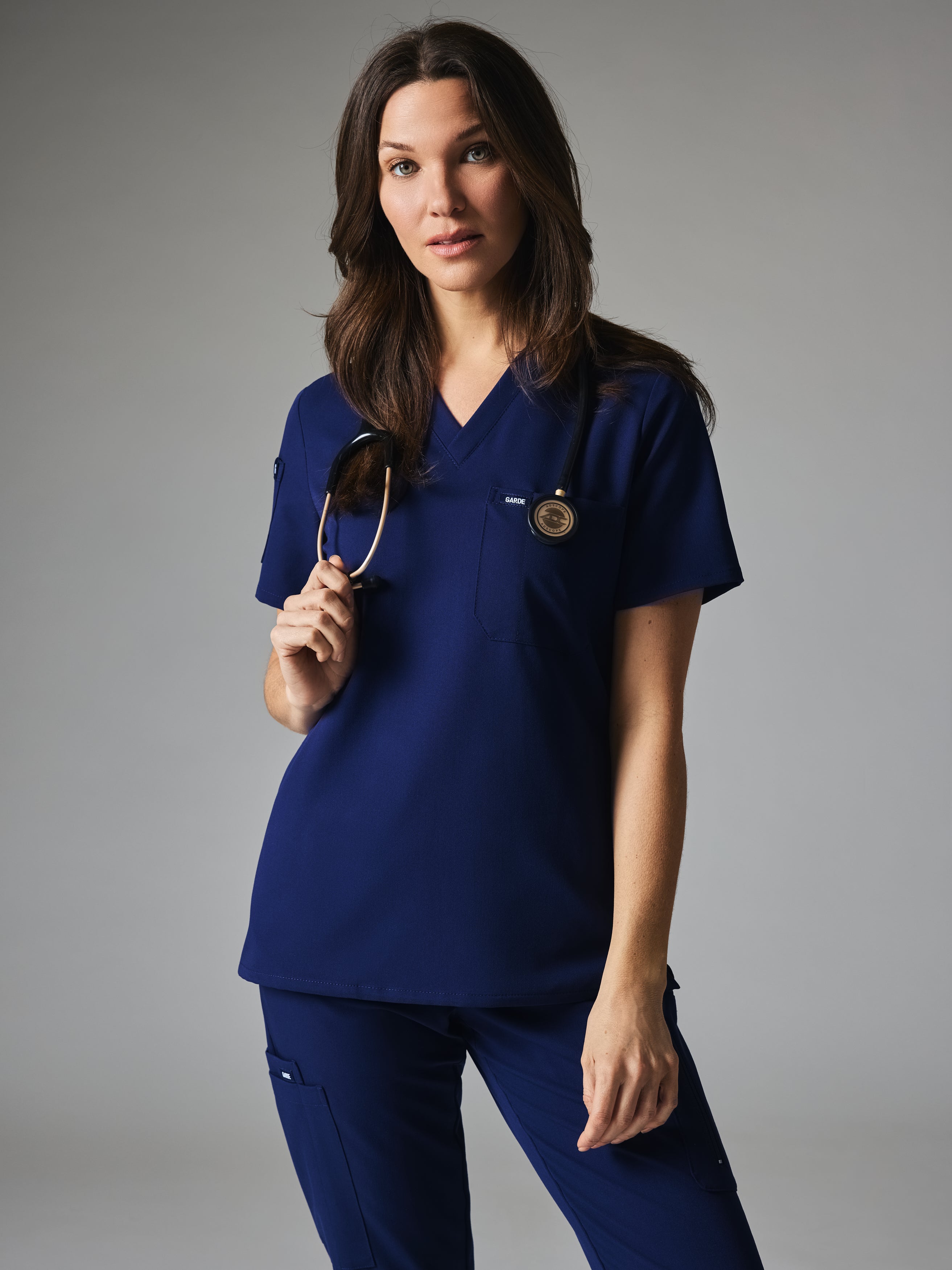 美品 SALUD / NAVY（GADID ANONIEM） Modern Navy Collection – Garde-Malade USA
