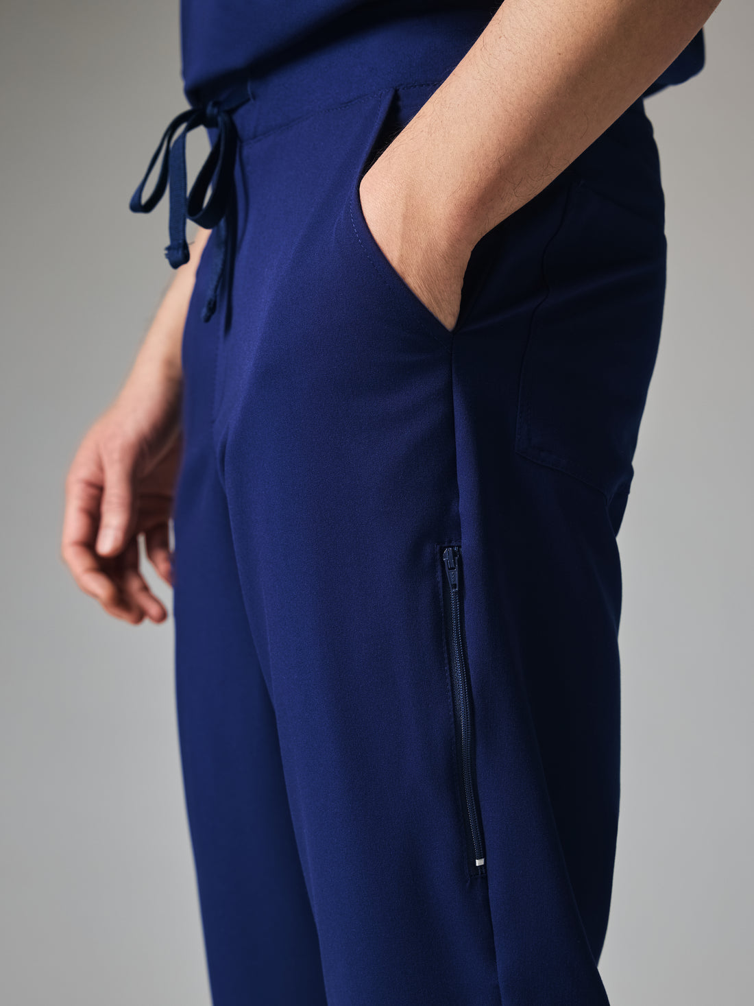 NATHAN GARDE™ - MODERN NAVY - Six Pockets Men's Jogger Pants - SILVADUR™