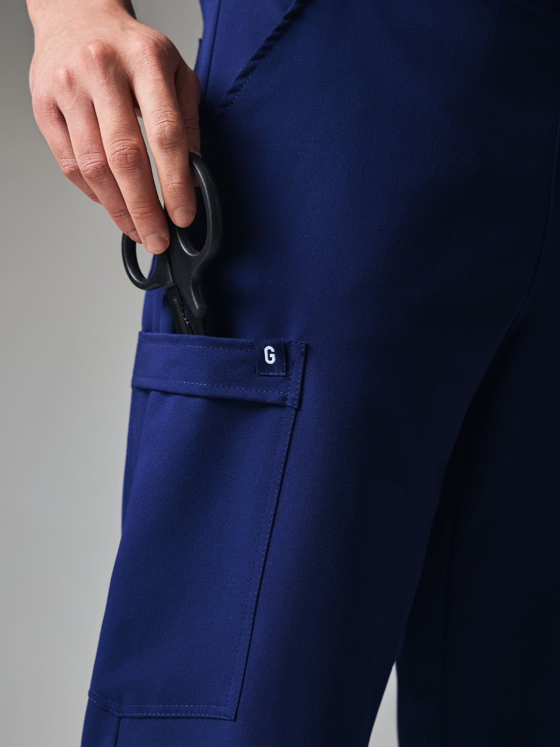 NATHAN GARDE™ - MODERN NAVY - Six Pockets Men's Jogger Pants - SILVADUR™