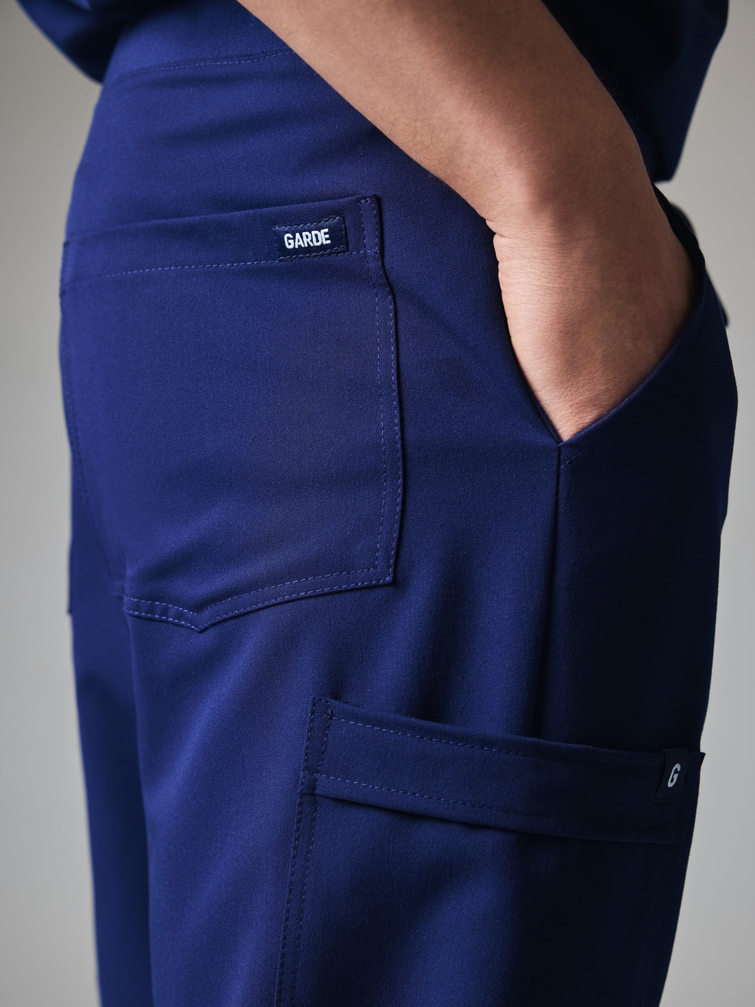 NATHAN GARDE™ - MODERN NAVY - Six Pockets Men's Jogger Pants - SILVADUR™