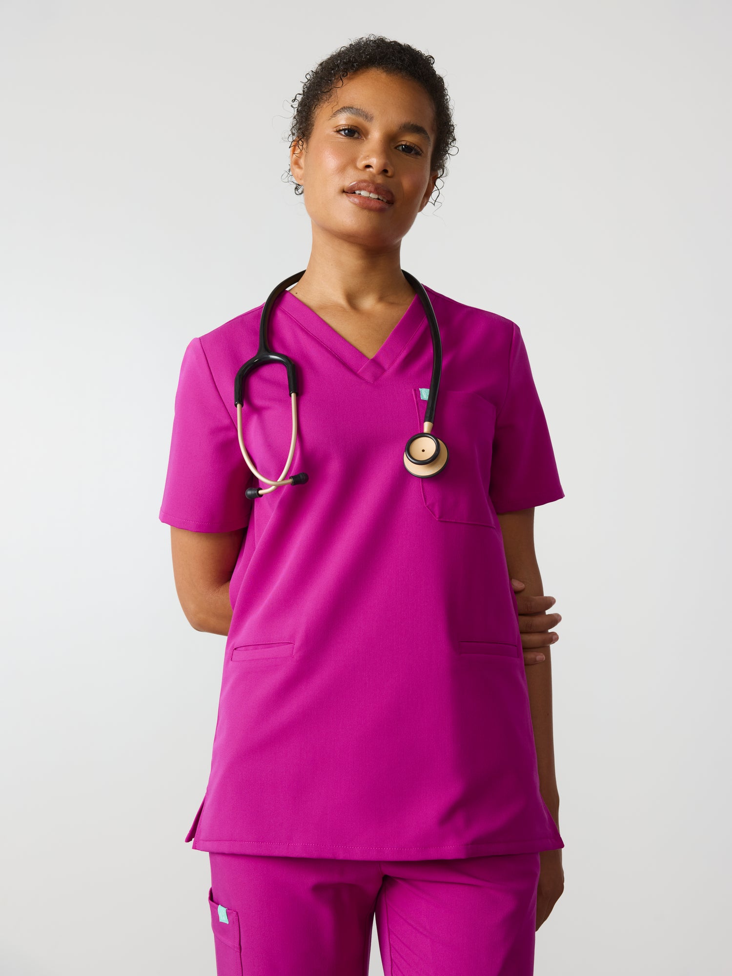 LIV RE-GARDE™ - MAGENTA - Three Pockets Scrub Top - SILVADUR™