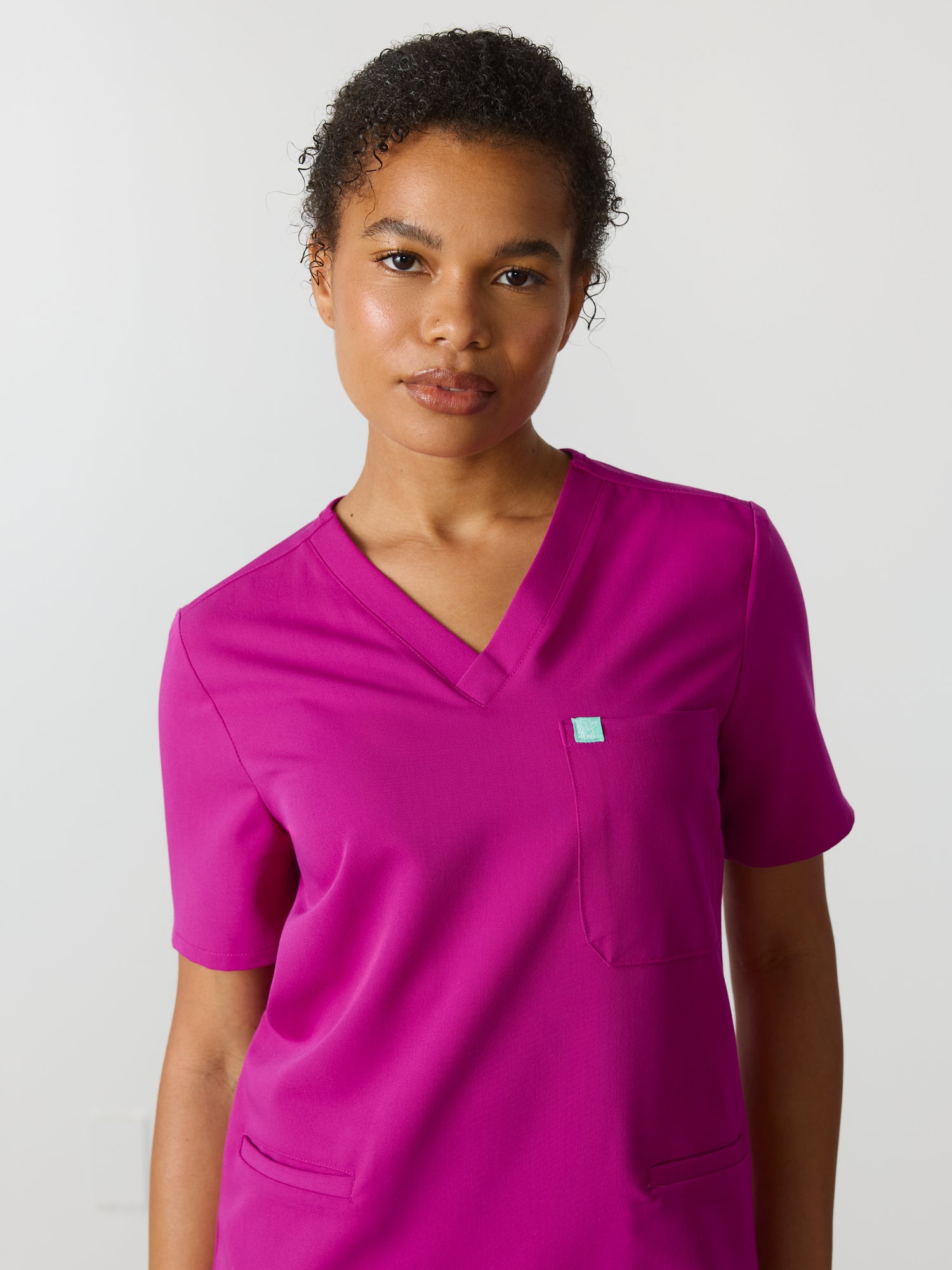LIV RE-GARDE™ - MAGENTA - Three Pockets Scrub Top - SILVADUR™