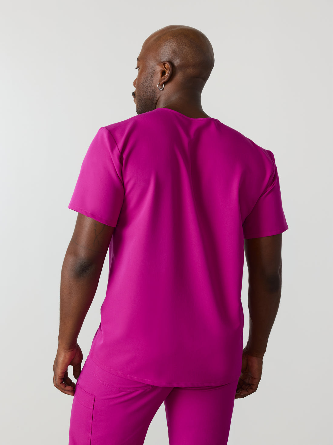 LOGAN RE-GARDE™ - MAGENTA - One Pocket Men's Scrub Top - SILVADUR™