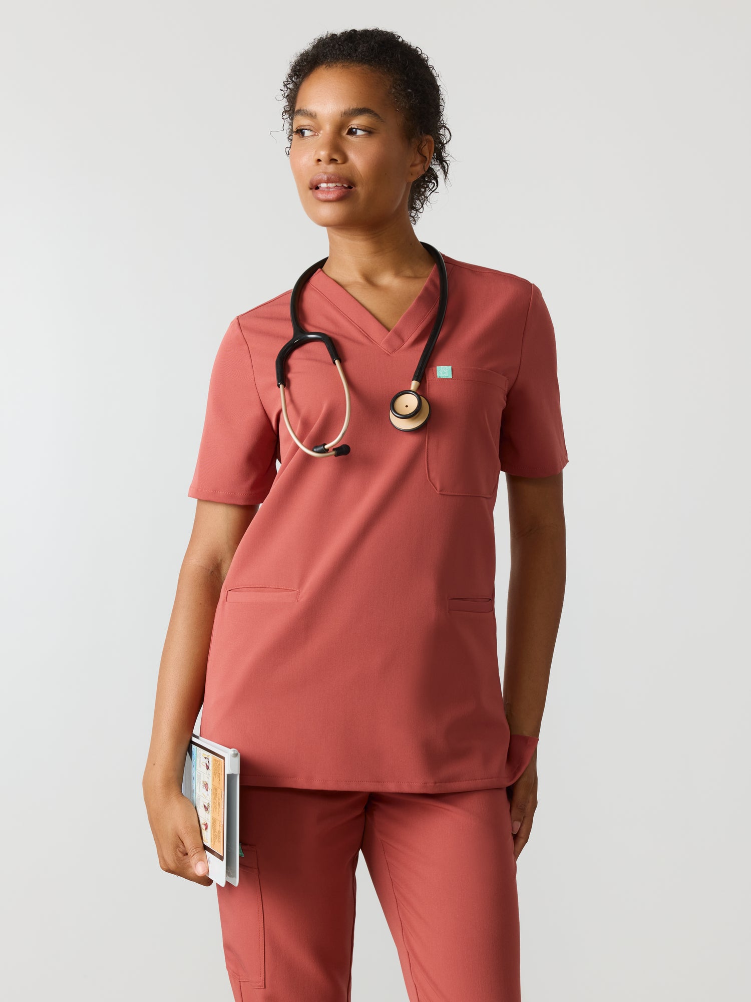 LIV RE-GARDE™ - MARSALA - Three Pockets Scrub Top - SILVADUR™