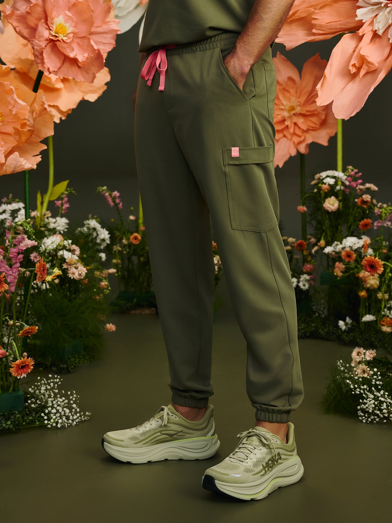 WILLIAM RE-GARDE™ - OLIVE BLOOM - Men's Jogger Pants - SILVADUR™