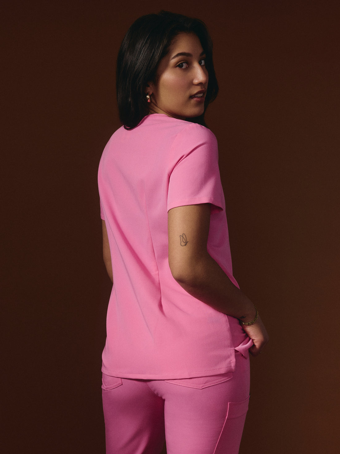 GABRIELLE RE-GARDE™ - GM x PONY PINK - Blusa médica de un bolsillo - SILVADUR™