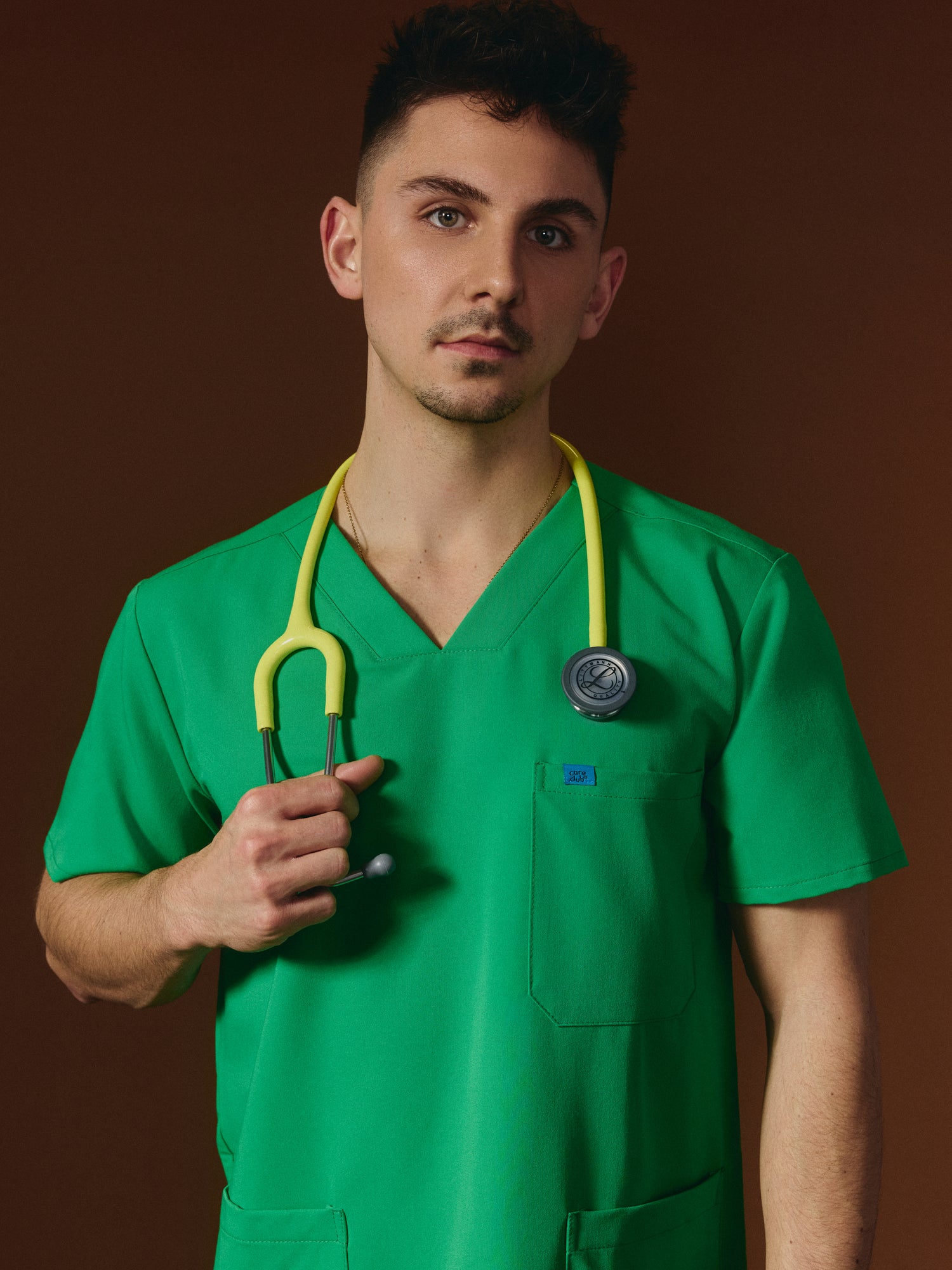 ZACK RE-GARDE™ - G-M x PONY GREEN - Three Pockets Men's Scrub Top - SILVADUR™
