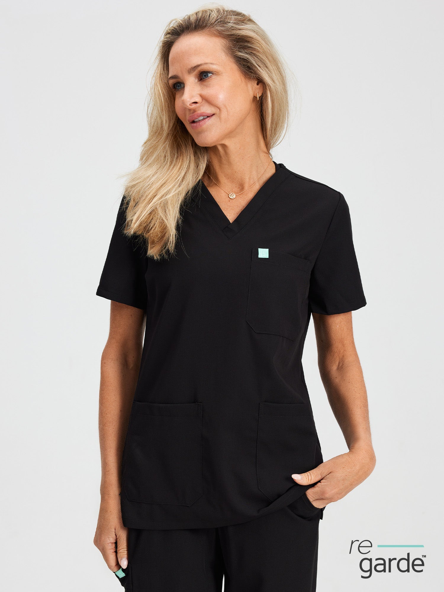 CHLOE RE-GARDE™ - BLACK - Three Pockets Scrub Top - SILVADUR™
