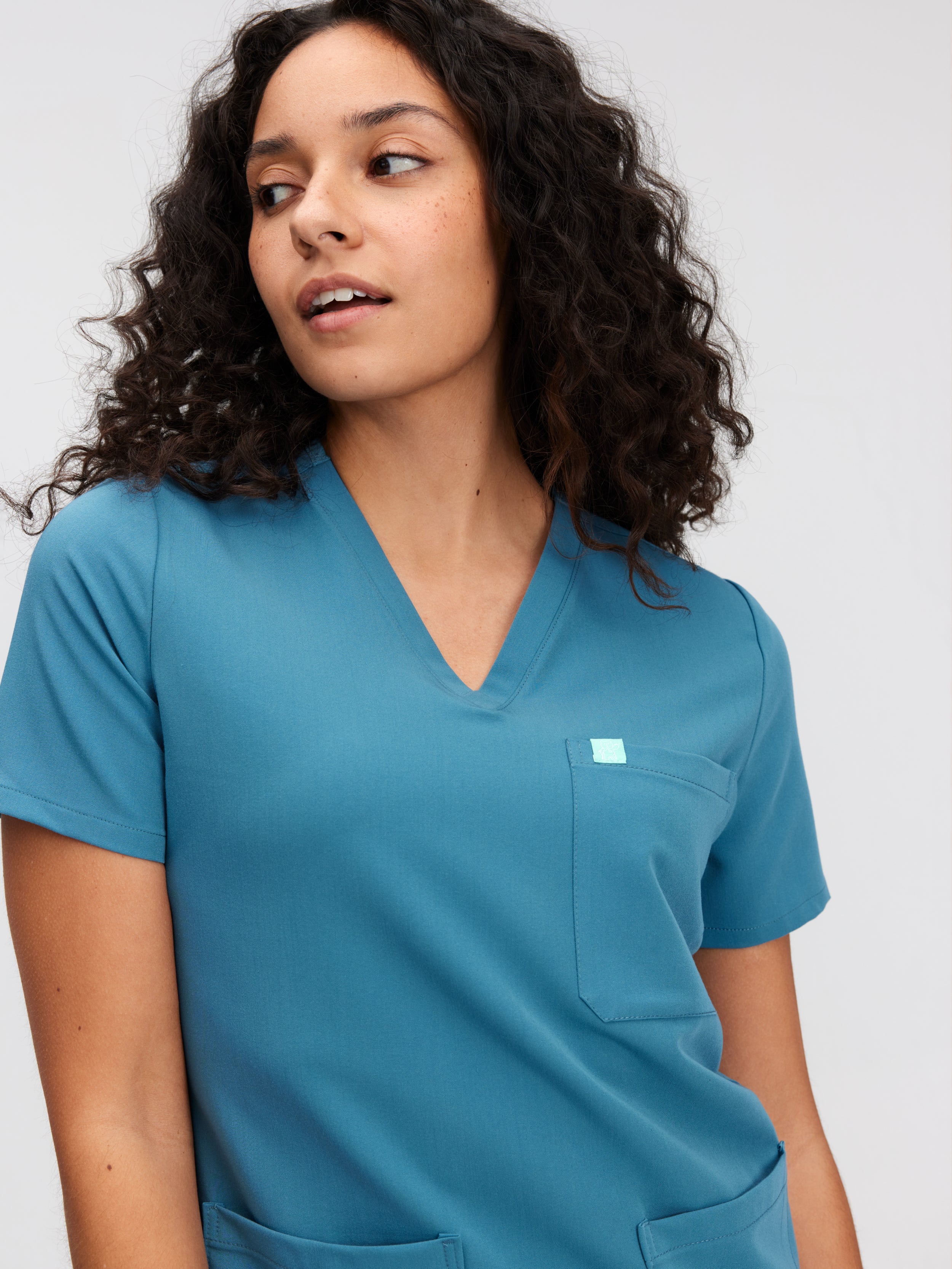 CHLOE RE-GARDE™ - STEEL BLUE - Three Pockets Scrub Top - Final Sale